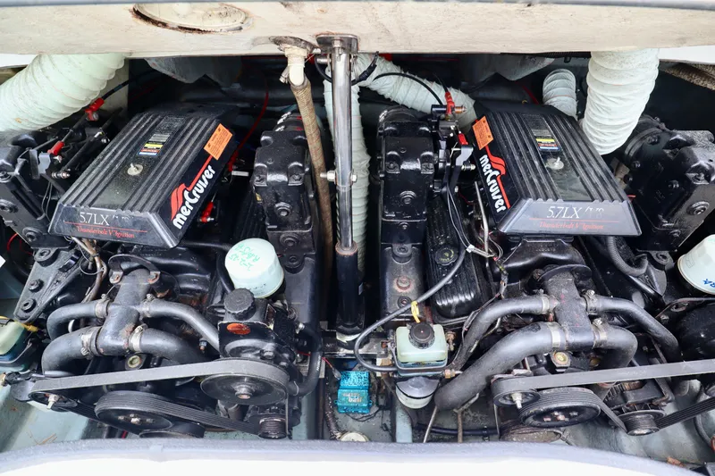 Slide: The Image of Sea Ray 280 Bow Rider 1997 - 13