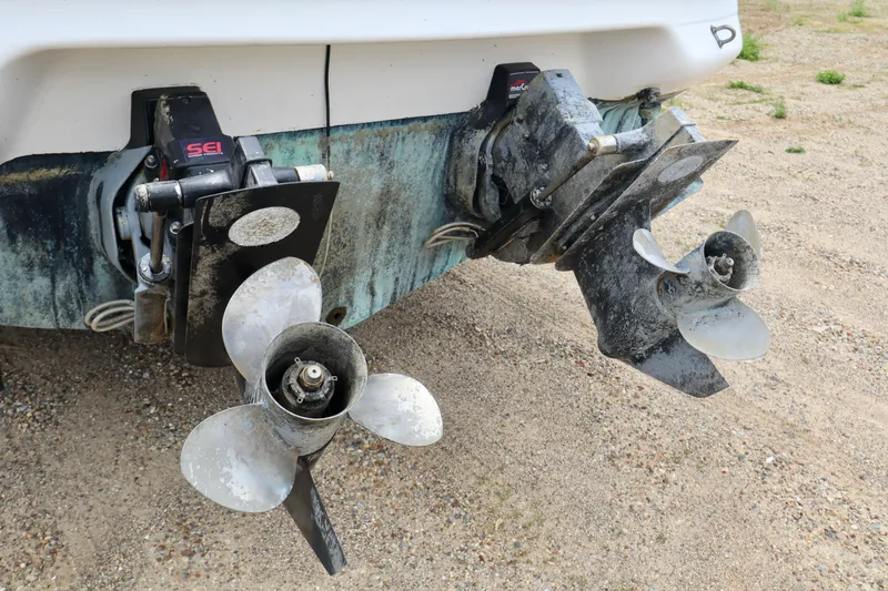 Slide: The Image of Sea Ray 280 Bow Rider 1997 - 14