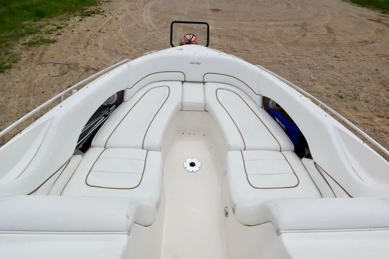 Slide: The Image of Sea Ray 280 Bow Rider 1997 - 9