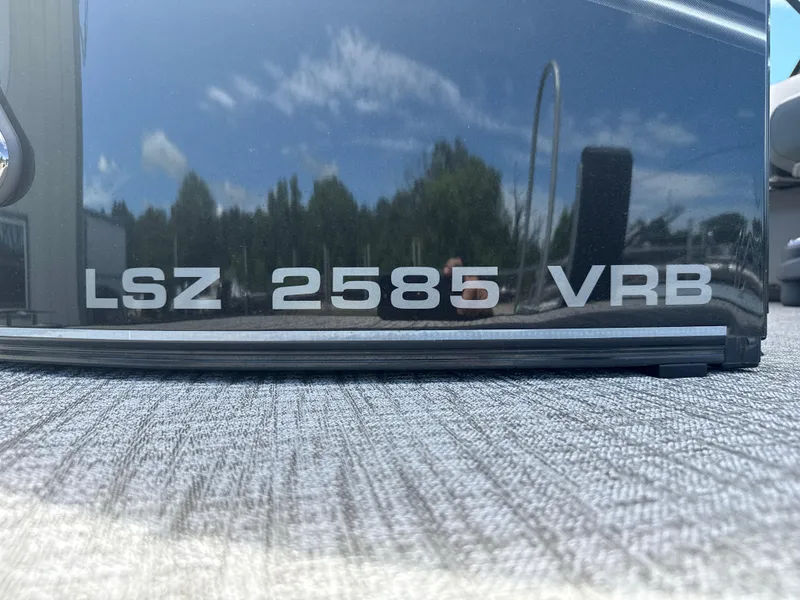 Slide: The Image of Avalon LSZ VRB25T 2025 - 6