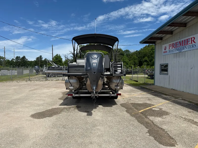 Slide: The Image of Avalon LSZ VRB25T 2025 - 9