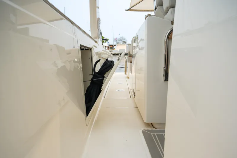 Slide: The Image of Tiara 38 LS 2024 - 26