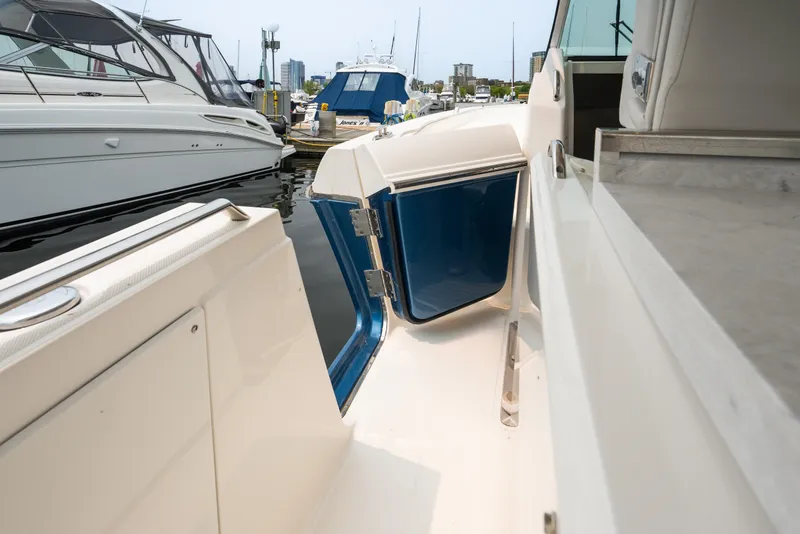 Slide: The Image of Tiara 38 LS 2024 - 8