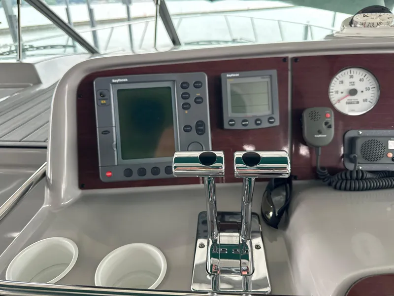 Slide: The Image of Control panel of a 2000 Formula 40 PC boat with navigation equipment. - 20