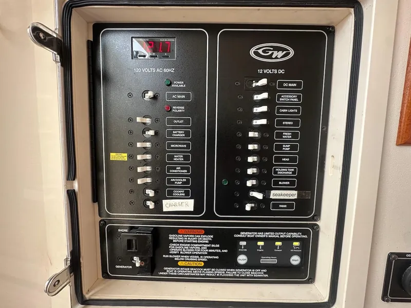 Slide: The Image of Grady-White Canyon 336 2019 - 28