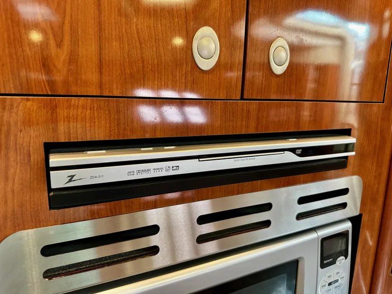 Slide: The Image of Sea Ray 44 Sundancer 2006 - 66