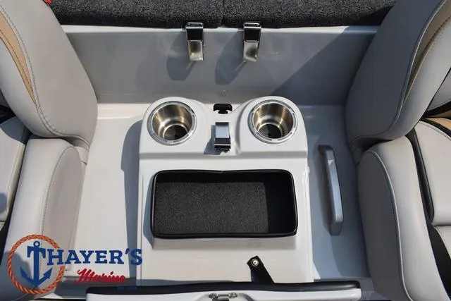 Slide: The Image of Bass Cat Puma STS 2025 - 30