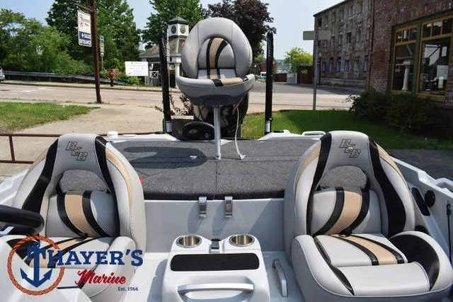 Slide: The Image of Bass Cat Puma STS 2025 - 39