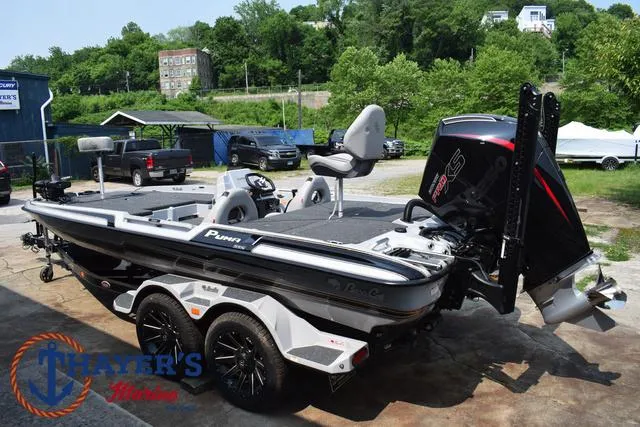 Slide: The Image of Bass Cat Puma STS 2025 - 9