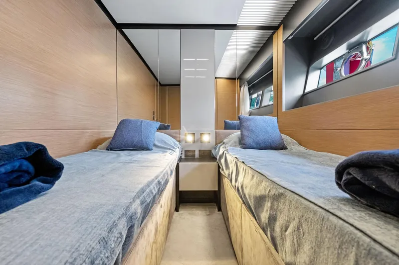 Slide: The Image of Ferretti 780 2018 - 70
