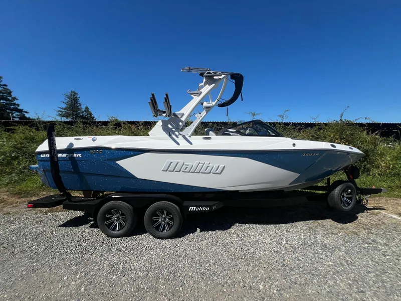 The Image of Malibu Wakesetter 23 LSV 2025 - 1