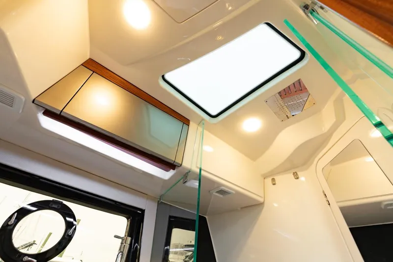 Slide: The Image of Boston Whaler 405 Conquest 2024 - 80