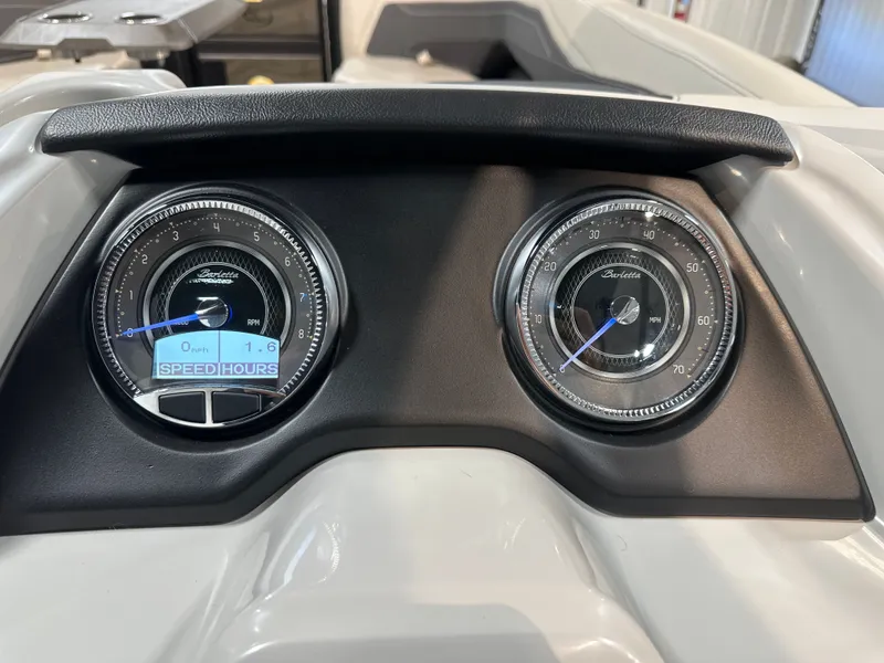 Slide: The Image of Barletta Cabrio 24UC 2026 - 21