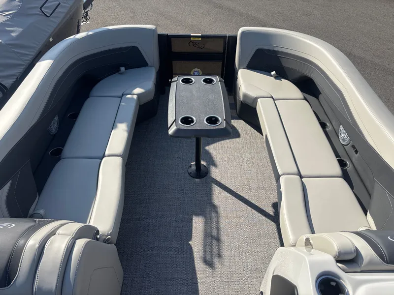 Slide: The Image of Barletta Cabrio 24UC 2026 - 6