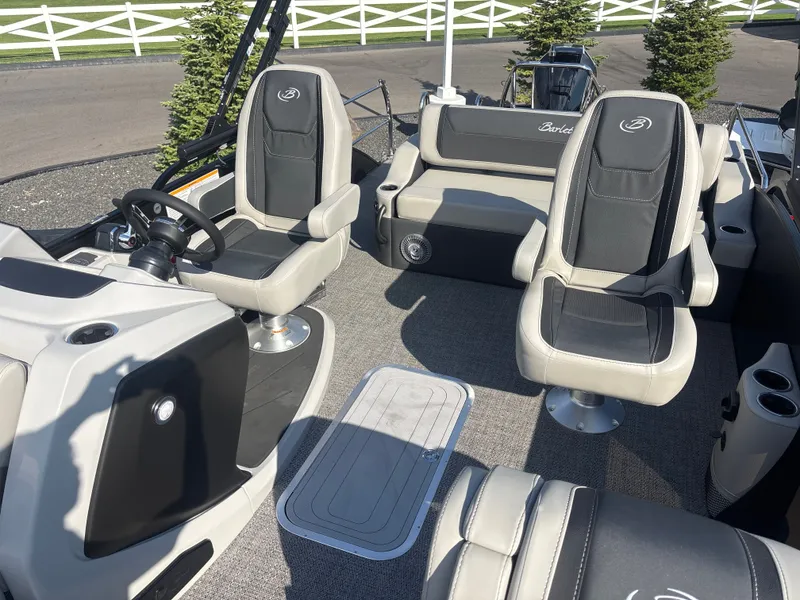 Slide: The Image of Barletta Cabrio 24UC 2026 - 8