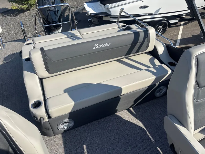 Slide: The Image of Barletta Cabrio 24UC 2026 - 9