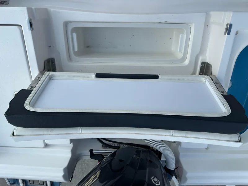 Slide: The Image of Tidewater 2210CB 2025 - 21