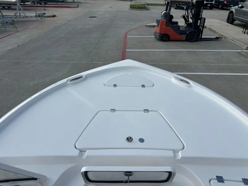 Slide: The Image of Tidewater 2210CB 2025 - 32