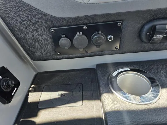 Slide: The Image of Aqua AP255CBE 2026 - 20