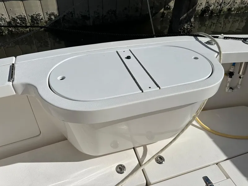 Slide: The Image of Cockpit Iceboxes - 5