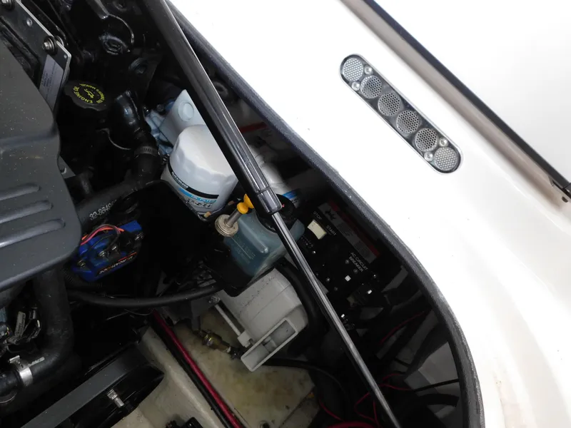 Slide: The Image of Regal Commodore 2860 2003 - 81