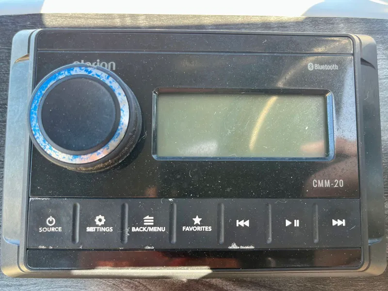 Slide: The Image of Harris 230 Cruiser 2023 - 18