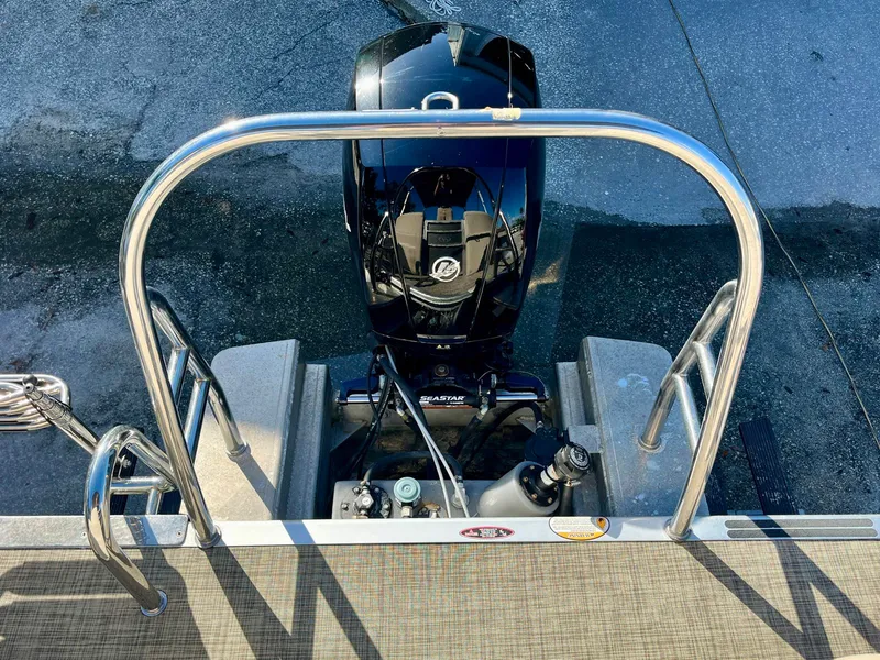 Slide: The Image of Harris 230 Cruiser 2023 - 21