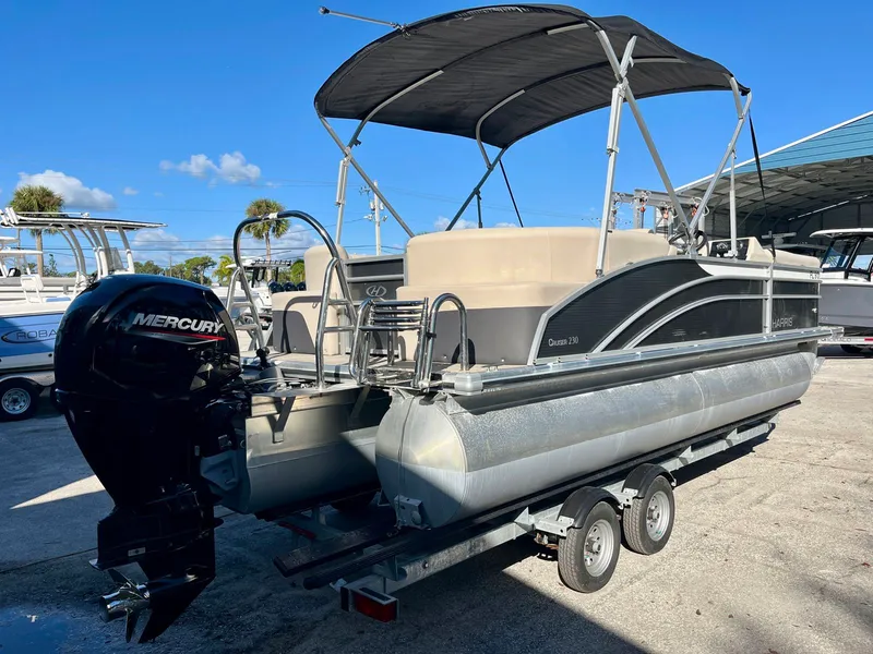 Slide: The Image of Harris 230 Cruiser 2023 - 6