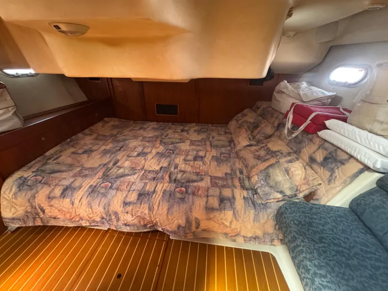 Slide: The Image of Huge Aft Cabin - 2