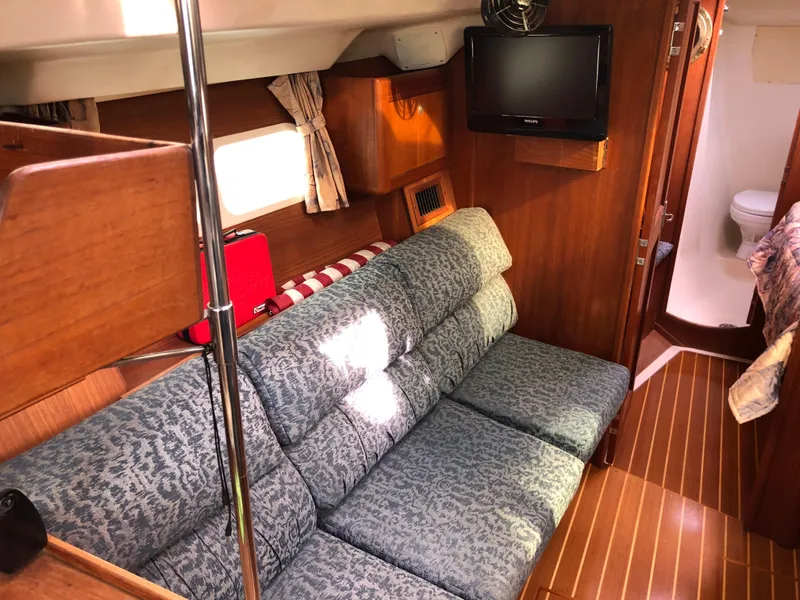 Slide: The Image of Port Salon - 7