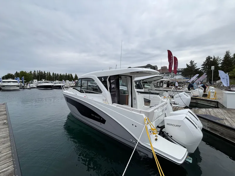 Slide: The Image of Beneteau Antares 9 2025 - 1