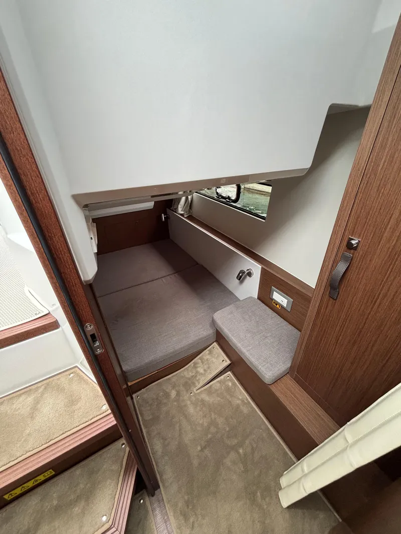 Slide: The Image of Beneteau Antares 9 2025 - 12