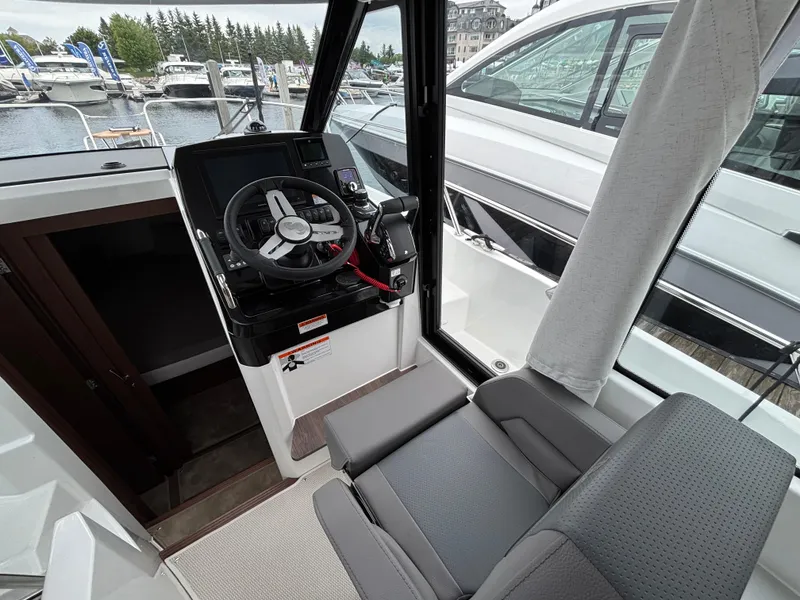 Slide: The Image of Beneteau Antares 9 2025 - 13