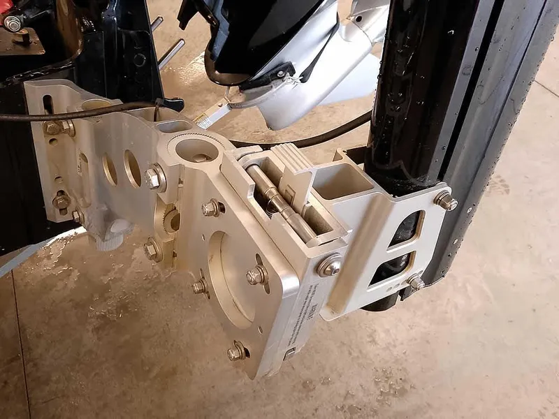 Slide: The Image of 2021 Ranger Z519 SC boat motor mount detail, showcasing robust metal construction. - 13