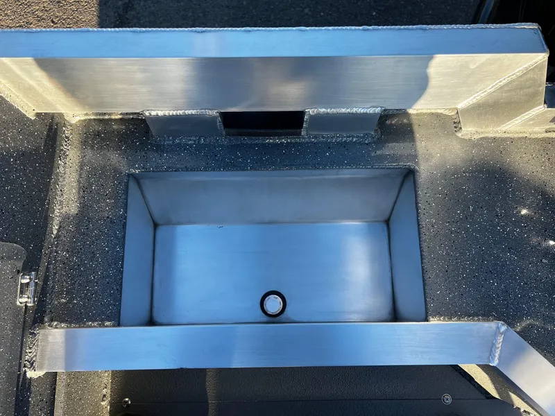 Slide: The Image of Stainless steel compartment in 2025 Thunder Jet 209 Rush OT boat. - 13