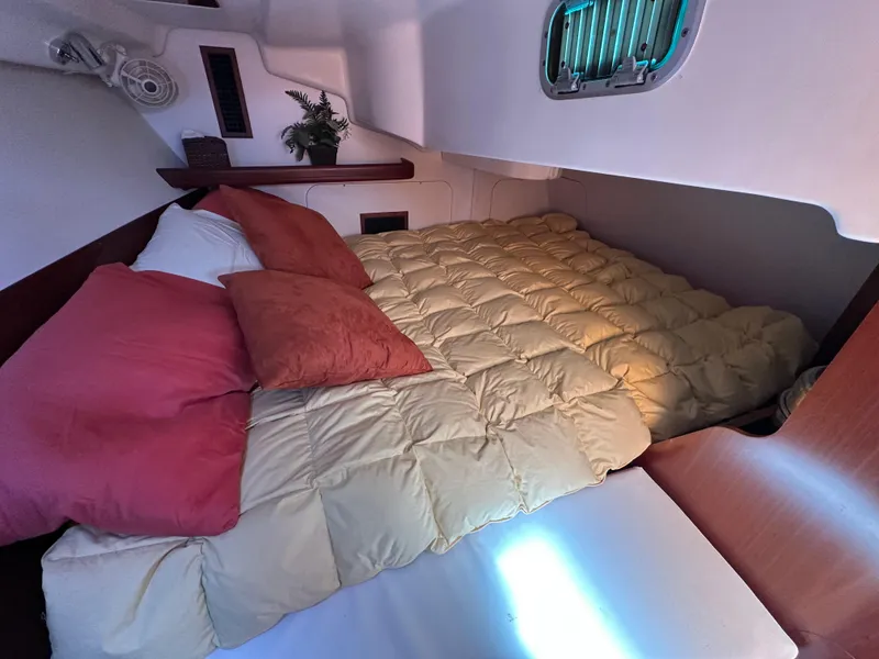 Slide: The Image of Beneteau 393 2004 - 58