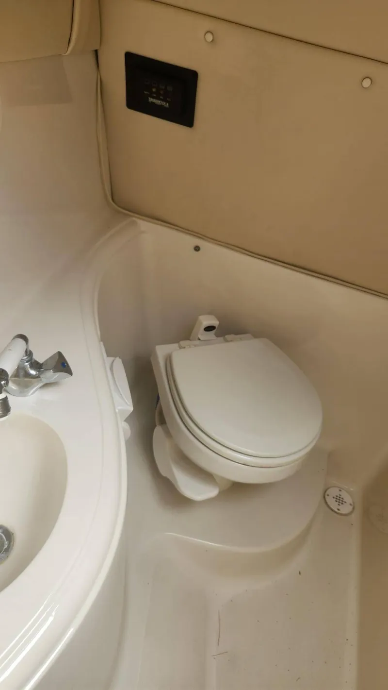 Slide: The Image of Monterey 298SS 2006 - 13