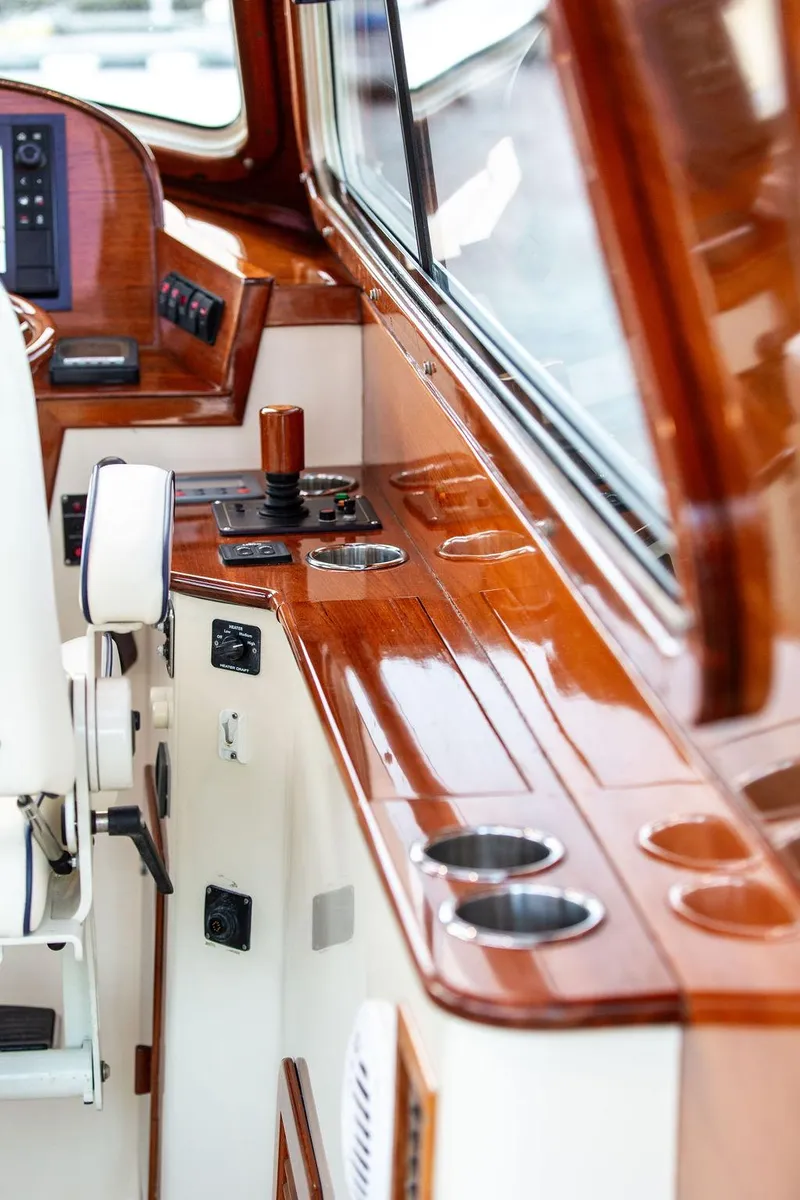 Slide: The Image of Hinckley Yachts Picnic Boat EP 2007 - 13
