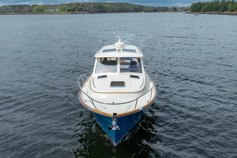 Slide: The Image of Hinckley Yachts Picnic Boat 40 2024 - 16