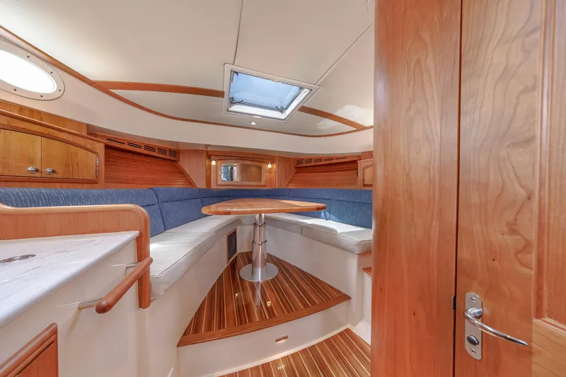 Slide: The Image of Hinckley Yachts Picnic Boat 40 2024 - 41