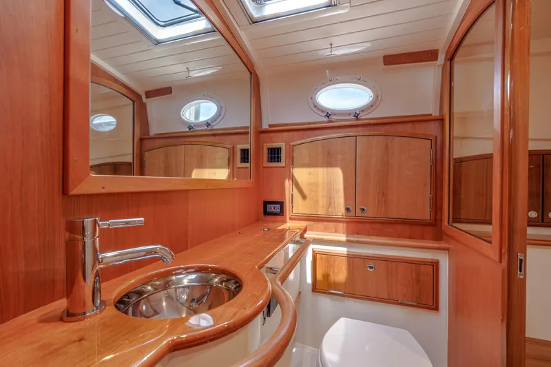 Slide: The Image of Hinckley Yachts Picnic Boat 40 2024 - 47