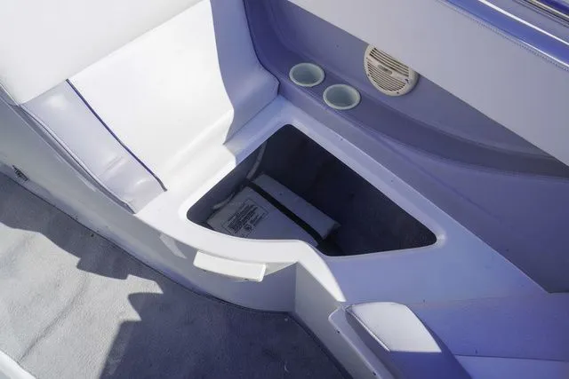 Slide: The Image of Cobalt 292 1999 - 24