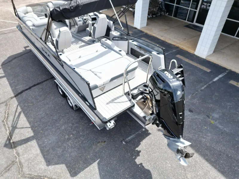 Slide: The Image of Tahoe CAS VRB25T 2025 - 12