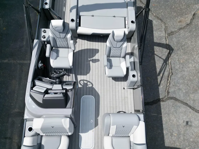 Slide: The Image of Tahoe CAS VRB25T 2025 - 9