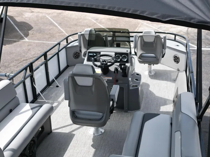 Slide: The Image of Tahoe SPT85 CC23T 2025 - 16