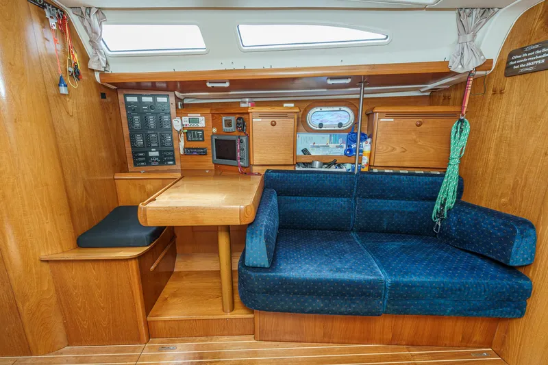 Slide: The Image of Jeanneau Sun Odyssey 43 2002 - 55