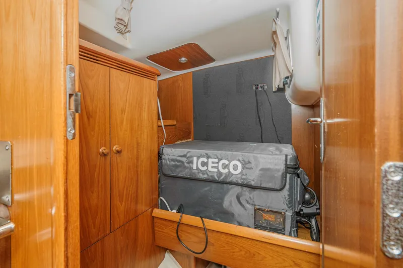 Slide: The Image of Jeanneau Sun Odyssey 43 2002 - 60