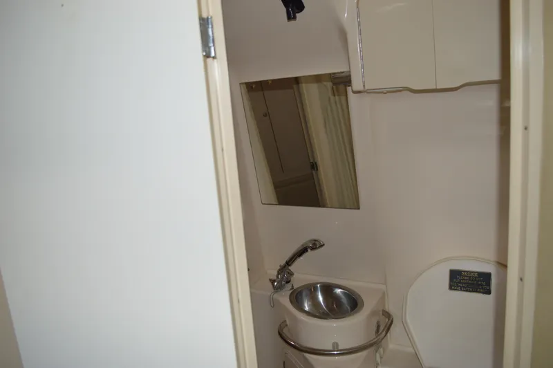 Slide: The Image of Sea Ray Sundancer 310 1998 - 54