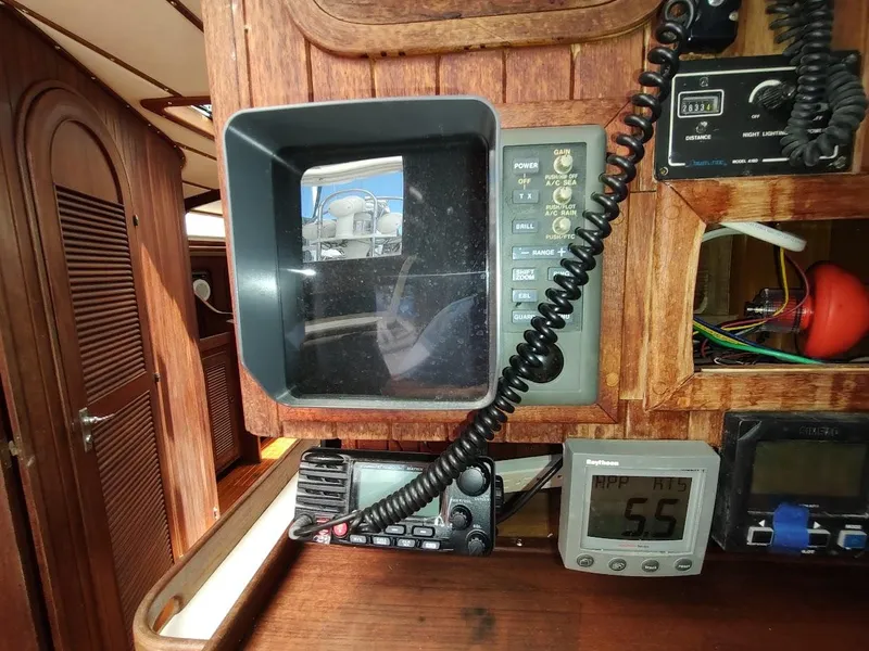 Slide: The Image of Ta Shing Tatoosh 42 1982 - 115