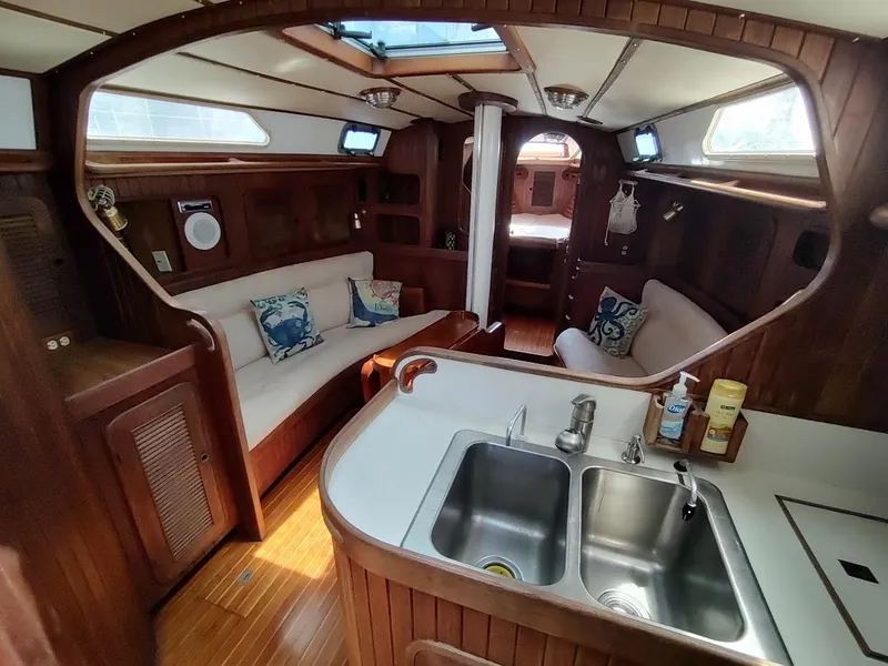 Slide: The Image of Ta Shing Tatoosh 42 1982 - 52